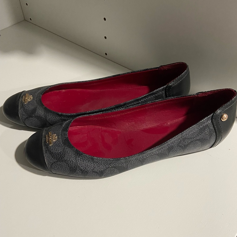 Coach Flats Size 8.5